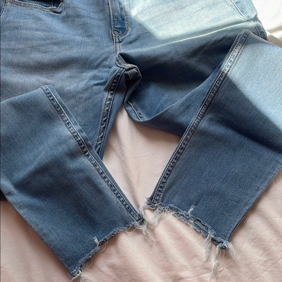 Women's Blue Jeans - Picture 5 of 8